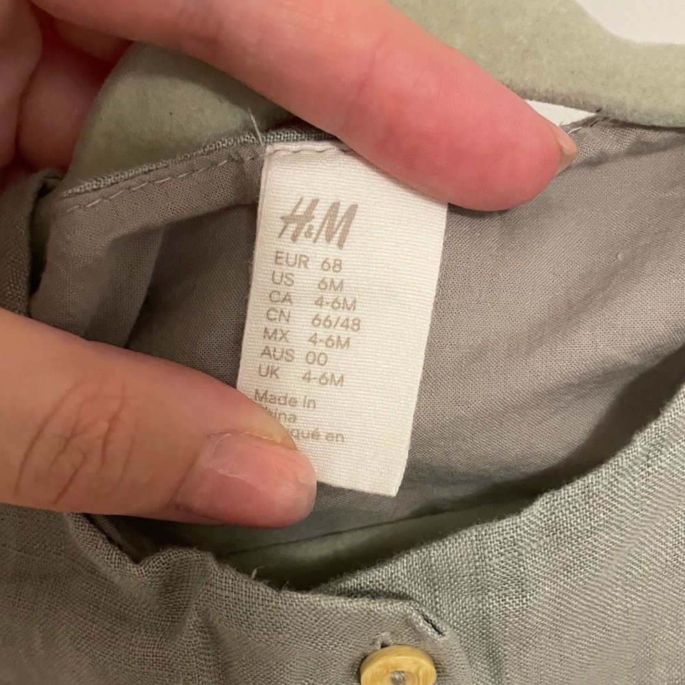 H&M Olive Button-Up Baby Romper - Picture 2 of 2